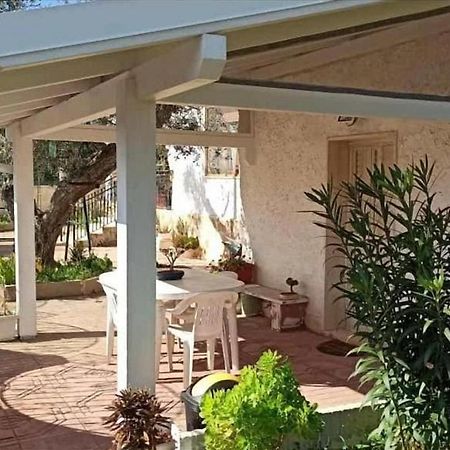 Stella Dell'Urmo Villa Avetrana Bagian luar foto